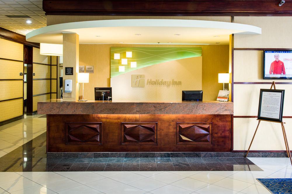 Four Points By Sheraton Windsor Downtown Екстер'єр фото