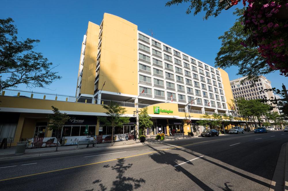Four Points By Sheraton Windsor Downtown Екстер'єр фото